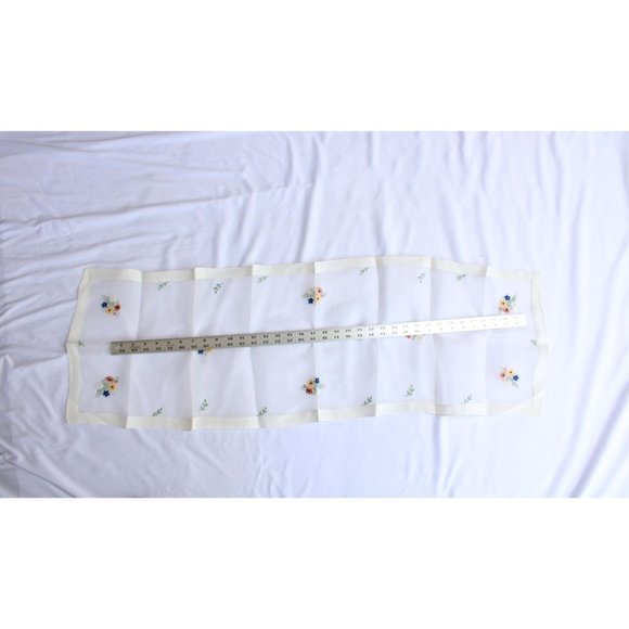 Cotton Batiste Table Runner Dresser Scarf Sheer Embroidered Floral 88070 - Picture 4 of 4